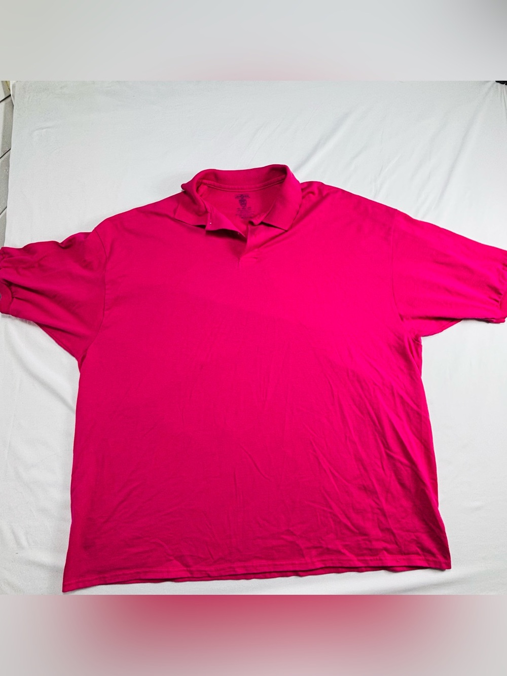 Men's Bright Pink Polo Shirt - Classic Short Sleeve M556